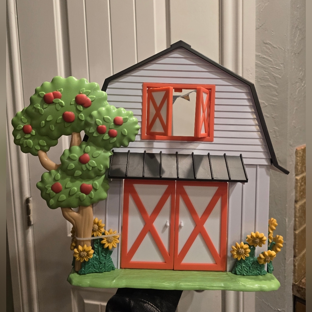 Honey Bee Acres Harvest Festival playset barn